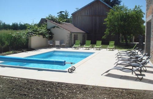 Meursanges House | house high capacity with private pool