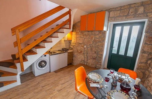 Lovrec House | House Honey (90471-K1) - Lovreć