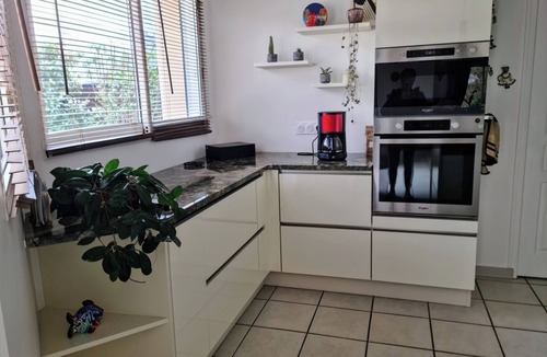 Saint-Nazaire Villa | House ideal for 1 or 2 families Wooded area, 100m from a pond, 7' from beaches