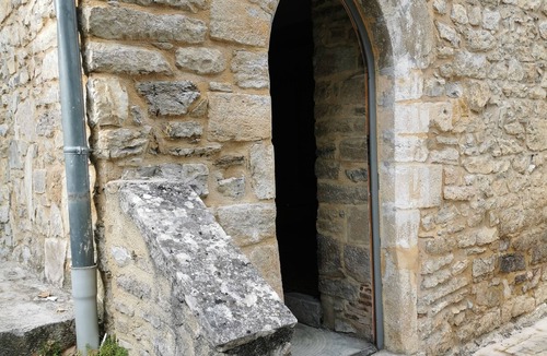 Montvalent House | House in a listed village