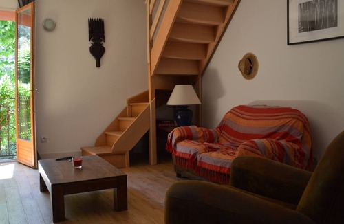 Pezenes-les-Mines House | House in a medieval village