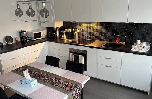Cleunay House | House in a Quiet Area of Town