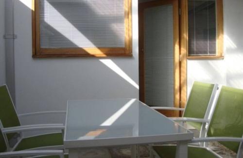 Adelaide Central Business District House | House in Adelaide CBD (East End)