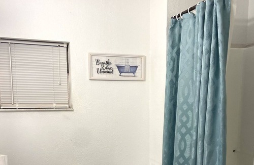 Lake City Apartment | House in Center Lake City - US90/Baya