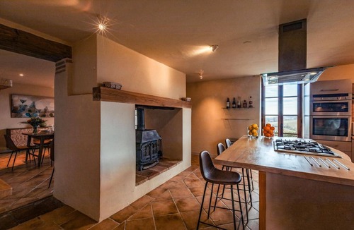 Puygaillard-de-Lomagne House | House in Puygaillard-De-Lomagne with Private Parking