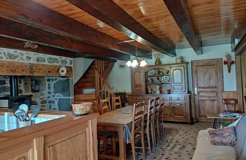 Saint-Genes-Champespe House | House in the heart of the Auvergne volcanoes