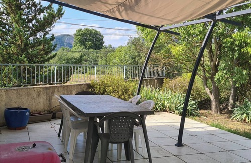 Saint-Bauzille-de-Putois Villa | House in northern Hérault with swimming pool, ideal for families