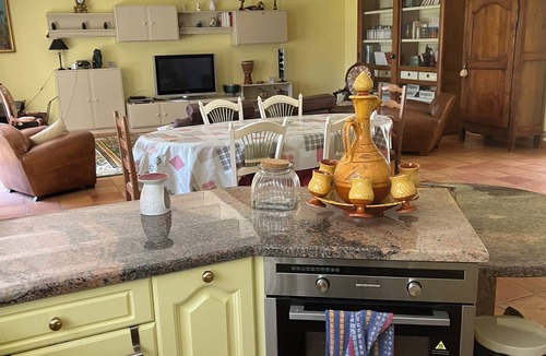 Saint-Cyr-la-Roche House | House in fully enclosed grounds Pets welcome