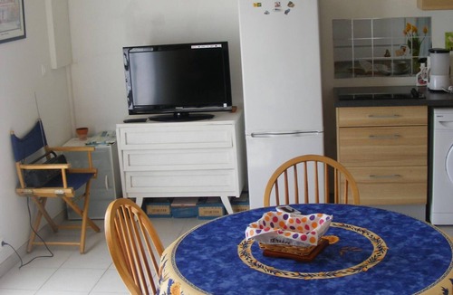 La Faute-sur-Mer House | House in La Faute-sur-Mer with Pets Allowed, Parking and Private Garden