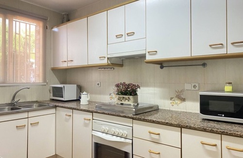 Tamarit House | House in La Mora - 8 guests