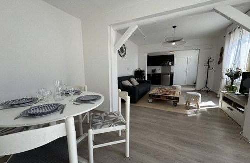 Oasis - Maroc House | House in Le Mans with Private Courtyard