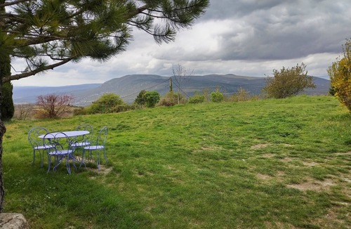 Viens House | HOUSE IN LUBERON