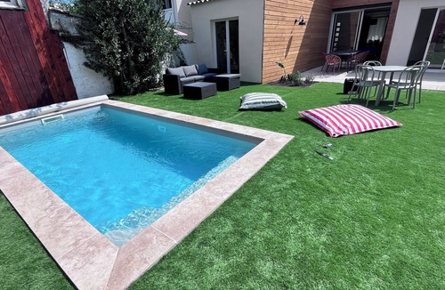 La Mayolle House | House in Narbonne, ideal for Les Grands Buffets, with swimming pool and air-conditioning