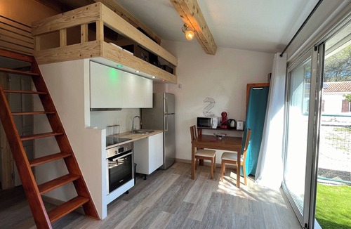 La Bouilladisse House | House in nature