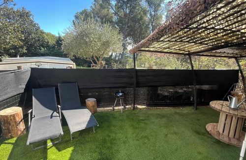 La Bouilladisse House | House in nature