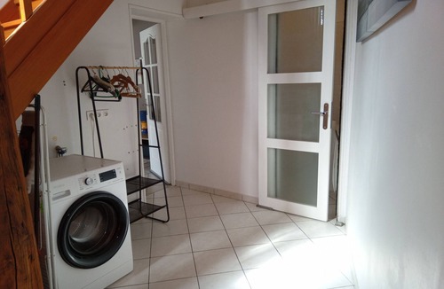 Les Sieges House | House in Othe