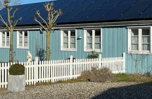 Vejlby Fed House | House in peaceful surroundings 150 m to the water