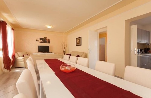 Rovinj House | House in Rovinj with Large Terrace