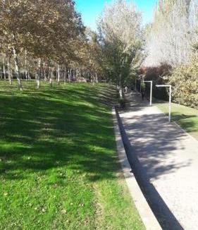 Sant Cugat del Valles Apartment | House in Sant Cugat, 25 Mins to Barcelona center