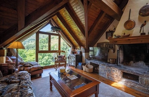 Unha House | House in Salardú. 4 km from Baqueira