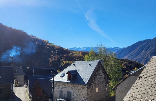Gouaux-de-Luchon House | House in the heart of the mountains