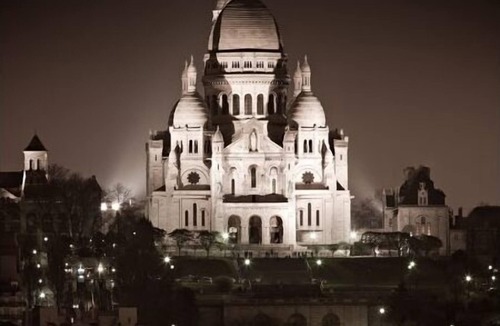 Pigalle House | House in the Heart of Montmartre (Paris)