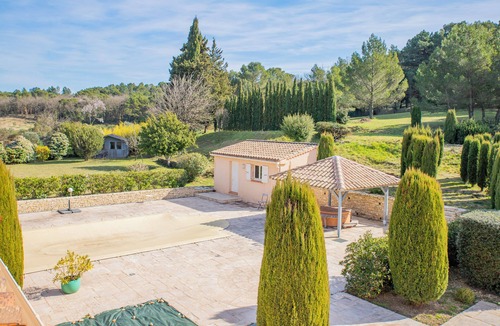 Uchaux Villa | House in the middle of vineyards with fully enclosed grounds and secure swimming pool