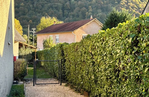 Clarac House | House in the mountains, between ski resorts, hiking trails and lake.