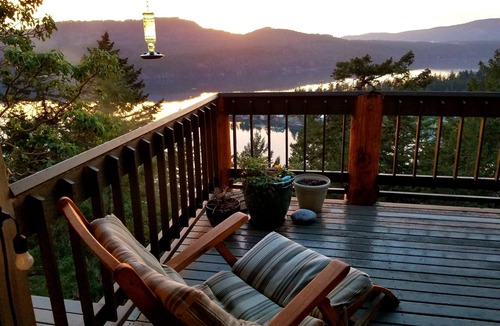 Rosario House | House in the Tree Tops