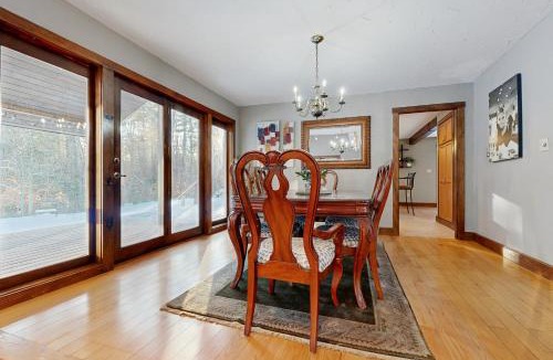 Center Conway House | House In The Woods