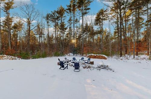 Center Conway House | House In The Woods