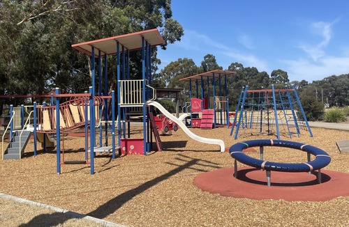 Thomastown House | House in Thomastown