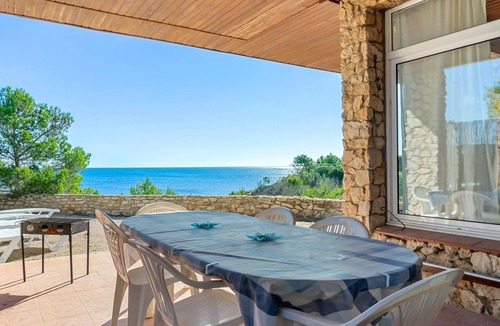 Costa Dorada Villa | House in unique location with panoramic sea views