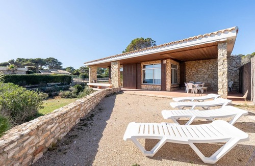 Costa Dorada Villa | House in unique location with panoramic sea views