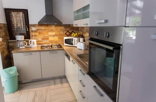 Cove Osibova (Milna) House | House Ivana (121611-K1) - Milna - island Brac