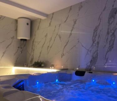 Barilovic Villa | House Karla - bazen, jacuzzi i sauna