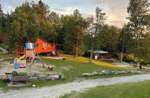 Timiskaming District Cottage | House Keeping Cottage #2 on the Montreal River
