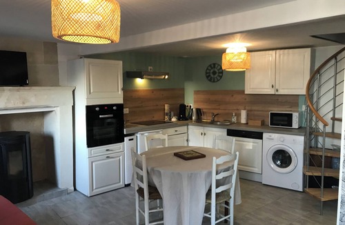 Beaumont House | 🏡 House "L'Atelier de René" Terrace & private parking 10 min from Futuroscope