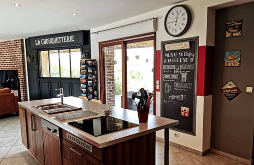Escuilles House | House “LA CHOUQUETERIE” Escoeuilles – 7 people