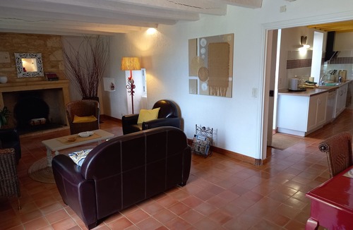 Sauveterre-la-Lemance House | House La Vallée 4 ADULTS with swimming pool 3* France