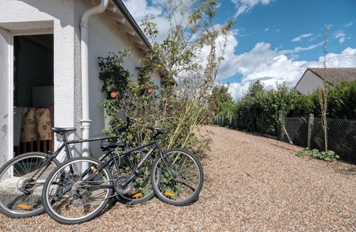 Dampierre-en-Burly House | House les Hortensias