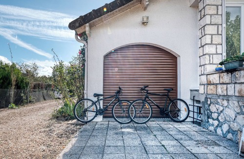 Dampierre-en-Burly House | House les Hortensias