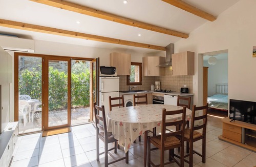 Chambonas House | House 'Les Sources Gîte Calabert' with Shared Pool, Private Terrace and Air Conditioning