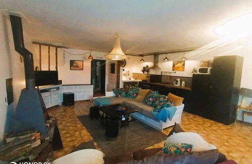 La Salvetat-sur-Agout House | House located in the Village