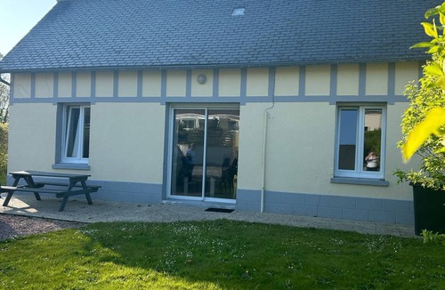 Tocqueville-sur-Eu House | House located between Dieppe and Le Treport. 5kms from Criel-sur-Mer and Penly