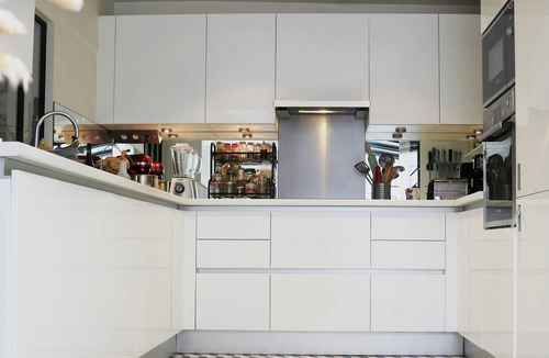 Saint-Ouen House | House/Loft in St-Ouen