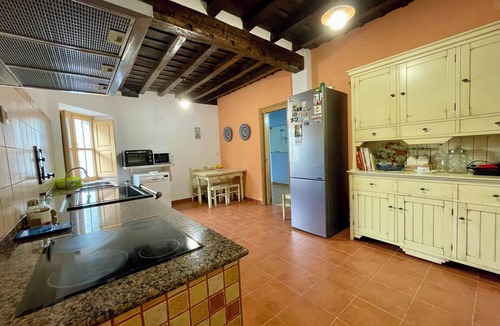 Ibio House | HOUSE LOS NOGALES DE IBIO