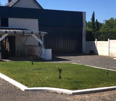 Issoudun Villa | House, lot, secure private parking