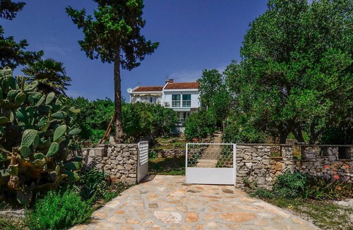 Loviste House | House Lovište (32934-K1) - Loviste