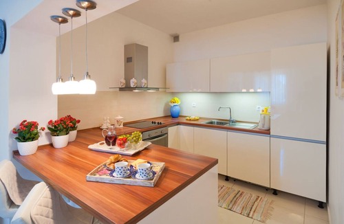 Podglavica House | House Lucmar (105781-K1) - Rogoznica